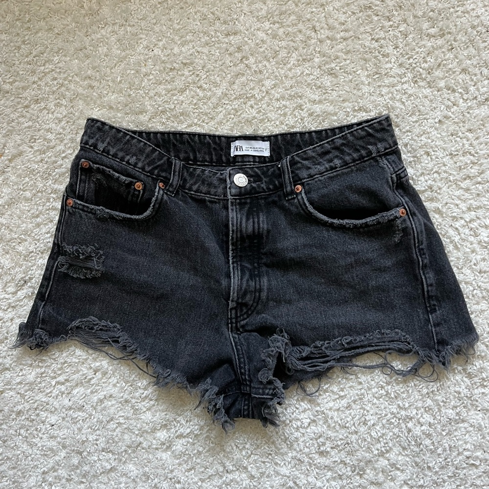 Zara Black Demin Shorts